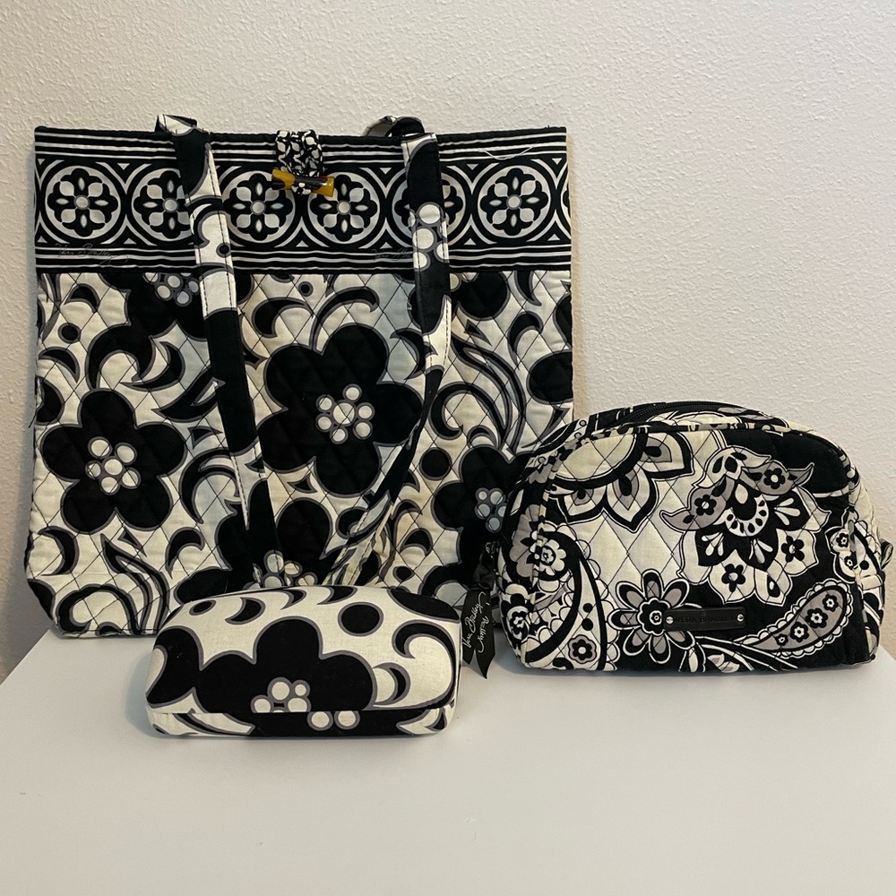 Black and white floral Vera Bradley set